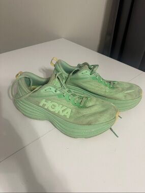 Hoka Bobdi 8 Green Running Shoes with Yellow accents size 10.5